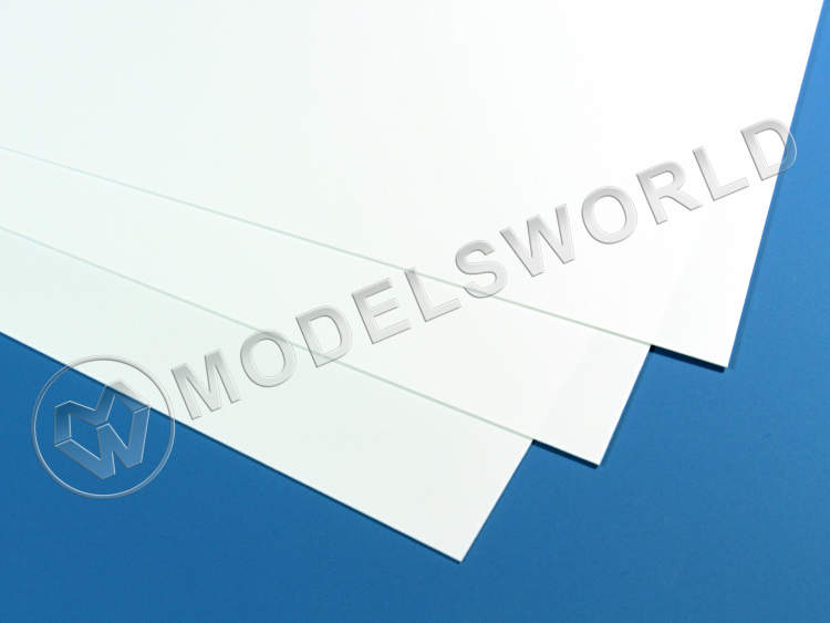 Белый пластик 1 мм, 2 листа 15х30 см - фото 1