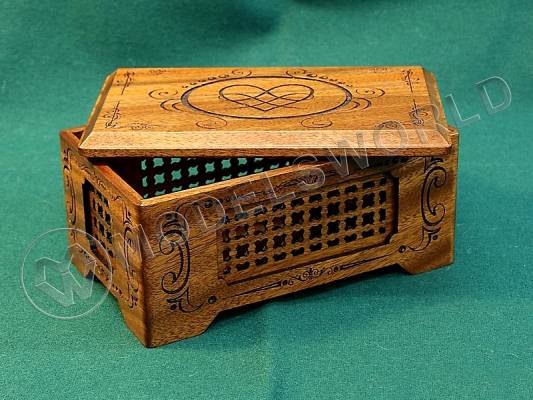 Шкатулка тиама с орнаментом, 176х106х70 мм