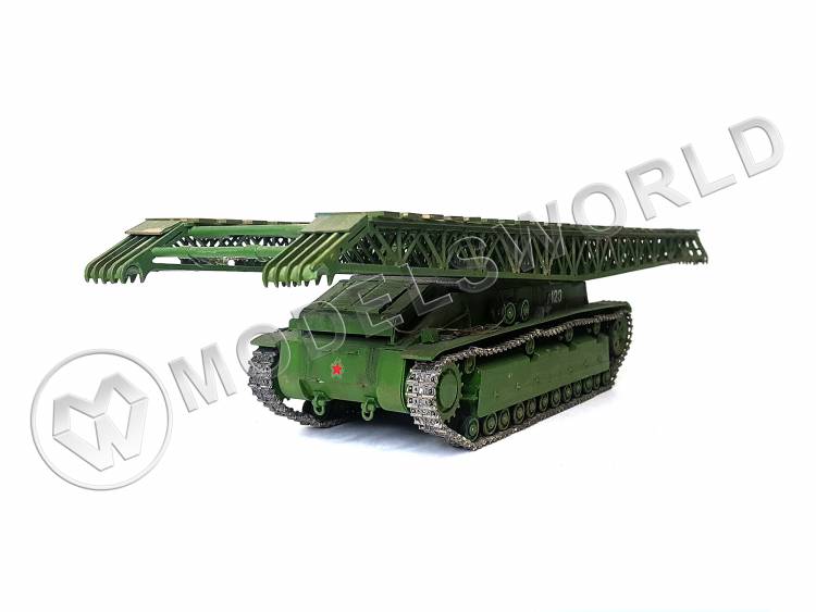 Готовая модель советский мостоукладчик ИТ-28 в масштабе 1:35 - фото 1